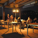 Stufa Elettrica ad Infrarossi a Piantana 3600W con Tavolino Moel Girasole 769T Table