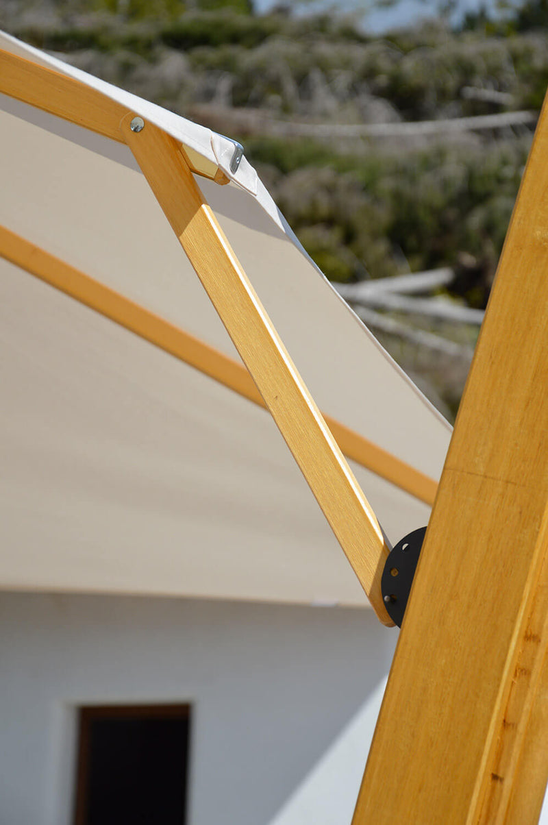 Ombrellone da Giardino Decentrato 2,5x3,5m in Legno Telo in Acrilico Danieli Tokio Ecrù