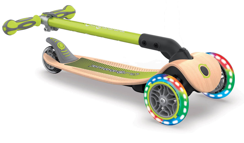 Monopattino 3 Ruote a LED Pieghevole 3 Altezze Max 50 Kg Globber Primo Foldable Wood Verde Lime