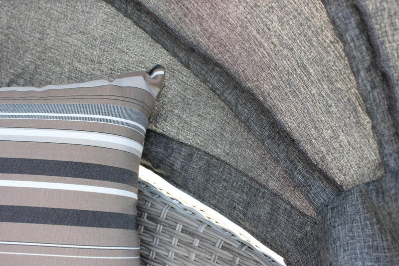 Divano Letto da Esterno Brasile con Cuscini Ø180x80 h cm in Wicker Grigio