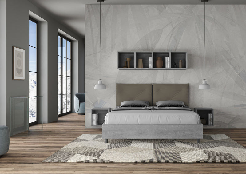 Letto Matrimoniale con Alzata Comoda Struttura Cemento con Cuscini in Similpelle Appia Cappuccino Varie Misure