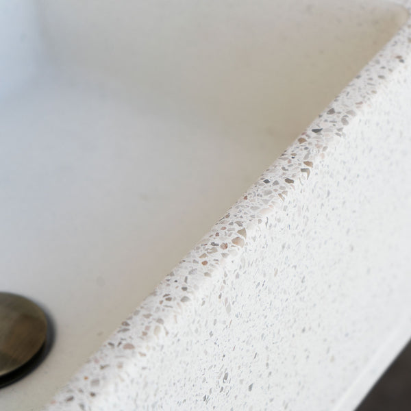 Lavello da Giardino Senza Rubinetto 45x30x20 cm in Cemento e Granulati di Marmo Rodi-TZ Bianco Terrazzo prezzo