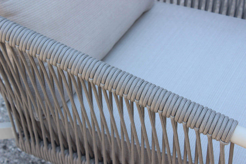 Set Salotto da Giardino Divano 2 Poltrone e Tavolino con Cuscini in Alluminio Grigio chiaro