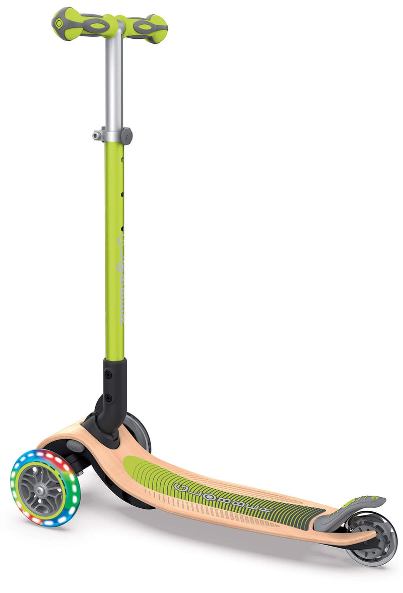 Monopattino 3 Ruote a LED Pieghevole 3 Altezze Max 50 Kg Globber Primo Foldable Wood Verde Lime