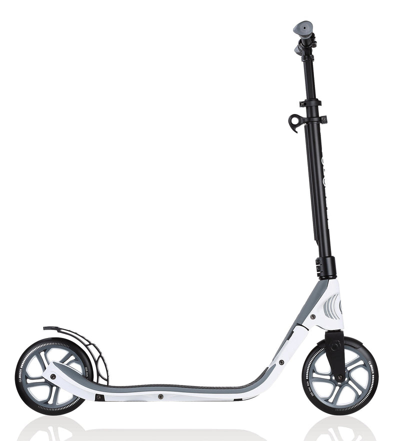 Monopattino 2 Ruote in Alluminio Globber One Nl 205 Nero e Bianco