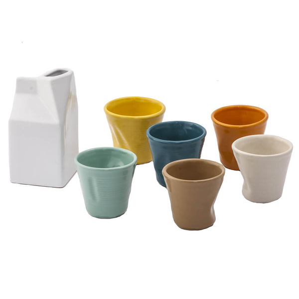 sconto Lot de 6 tasses à café froissées multicolores avec pot à lait en grès Kaleidos blanc