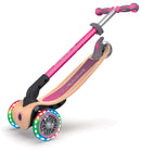 Monopattino 3 Ruote a LED Pieghevole 3 Altezze Max 50 Kg Globber Primo Foldable Wood Rosa
