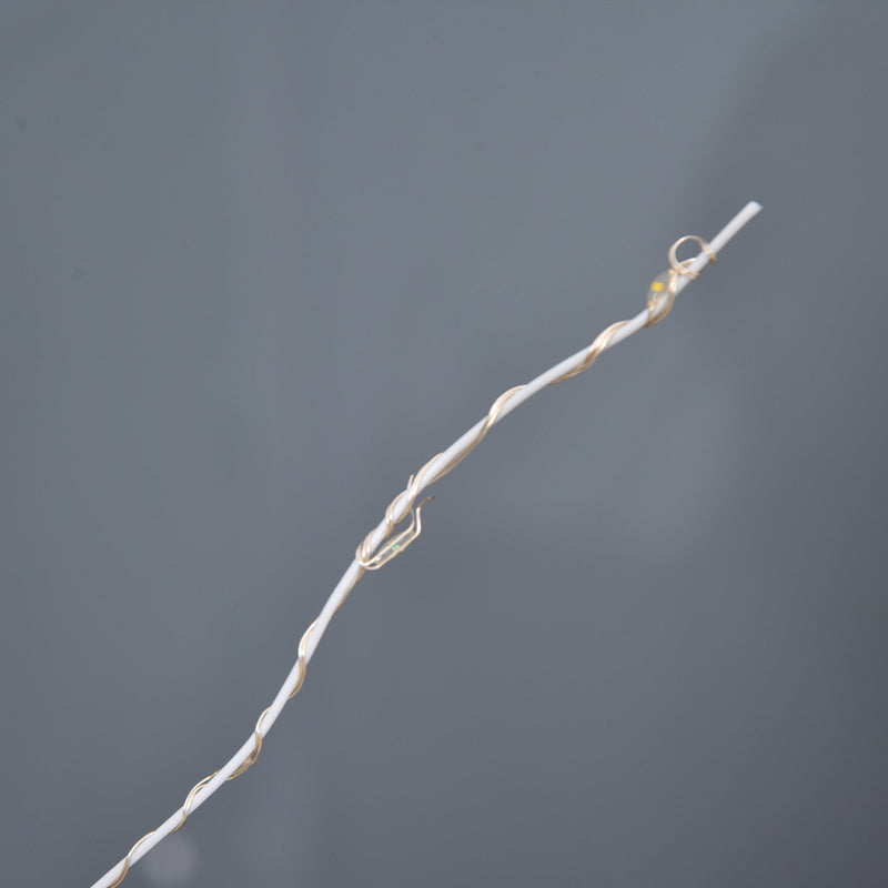 Albero di Natale Bianco con Luci LED 20x20x150 Base Quadrata in Acciaio e Polipropilene