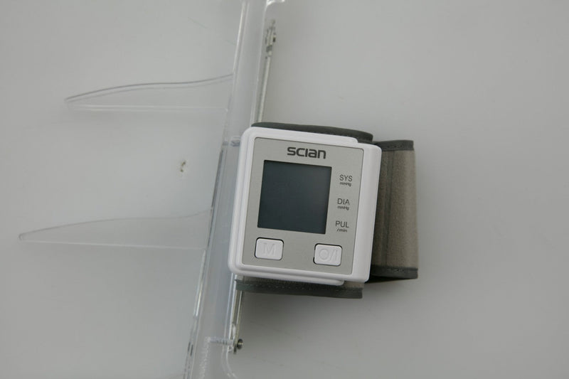 Misuratore di Pressione Arteriosa Braccio e Polso Kooper Medisan Slim