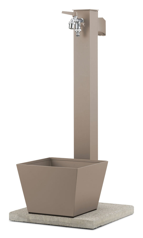 acquista Fontana da Giardino con Rubinetto Base Vaschetta e Portagomma Belfer 42/QRRV Tortora