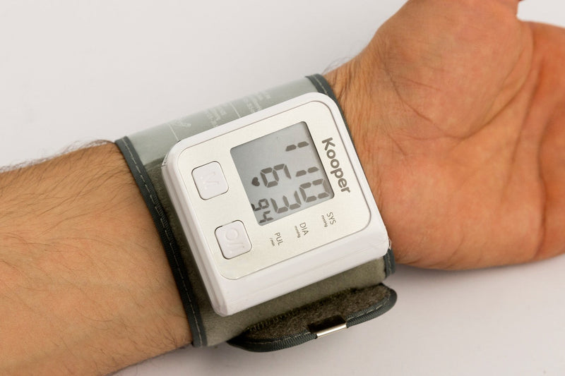 Misuratore di Pressione Arteriosa Braccio e Polso Kooper Medisan Slim