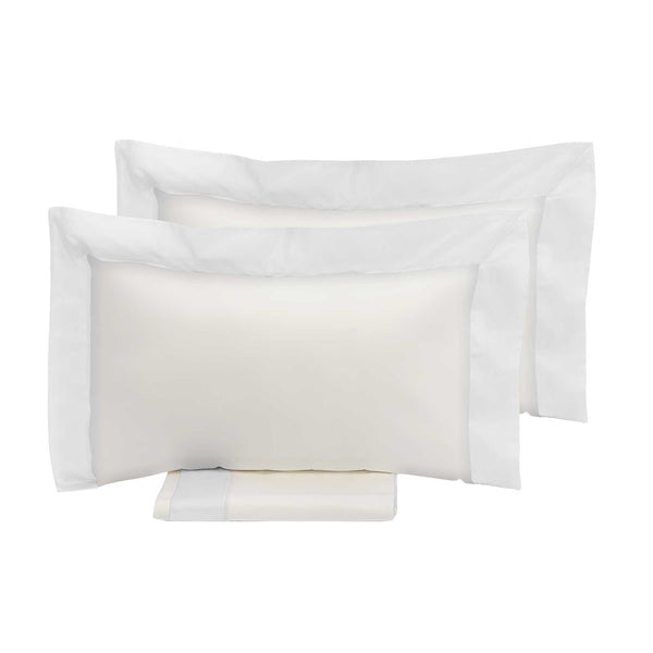 online Housse de couette double avec sac et taies d'oreiller Bords en Satin Garrini Eveline Ivoire / Blanc