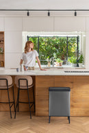 Pattumiera Alta 54L Keter Verto High 43,5x26,5x68,7 cm in Plastica Grigio Perla      