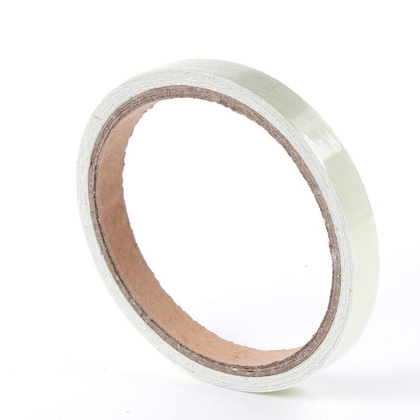 Le ruban adhésif fluorescent multi-usages 15 mm x 3 m brille dans le noir 6 heures sconto