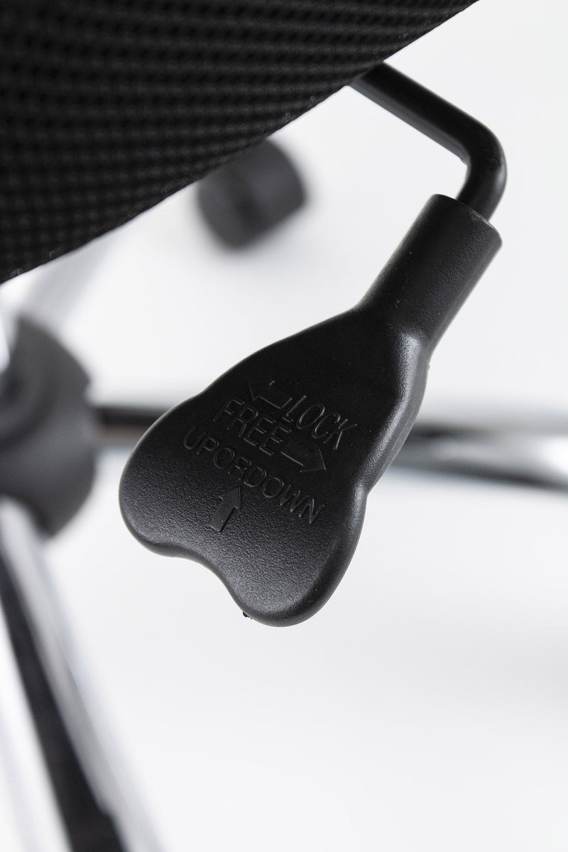 Sedia Poltrona Direzionale in Tessuto da Ufficio Soriani Nera