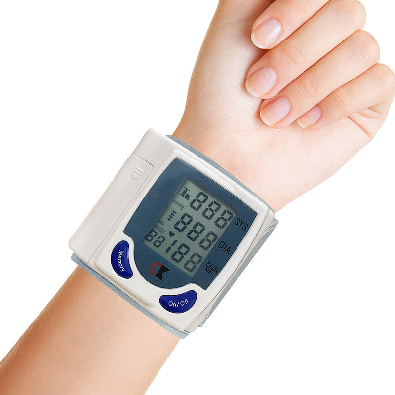 Misuratore Automatico di Pressione Arteriosa da Polso con Monitor