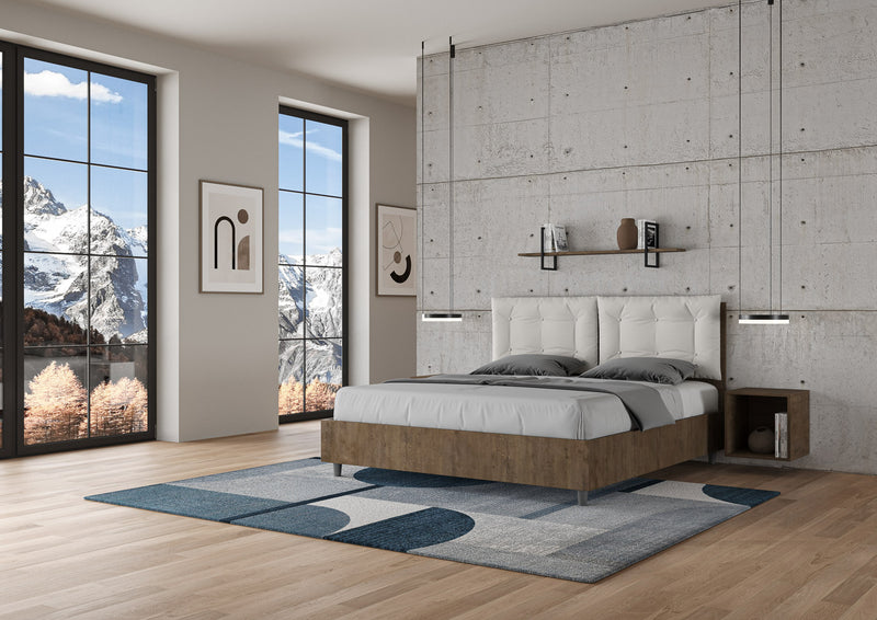 Letto Matrimoniale con Alzata Comoda Struttura Noce con Cuscini in Similpelle Annalisa Bianco Varie Misure