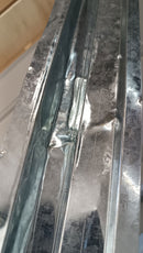 Capanno Porta Attrezzi 142x86x189 cm con Tetto Inclinato e Porta Bloccabile in Metallo Argento Seconda Scelta