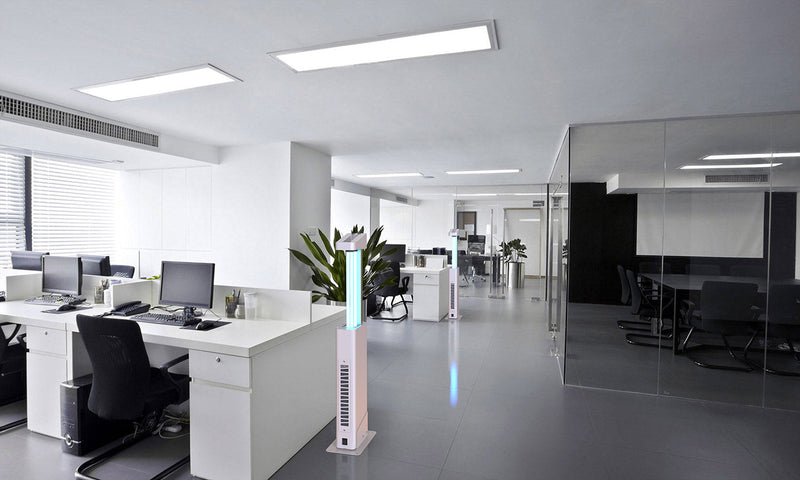 <p><em><strong>Sanificatore</strong></em></p><h2 class=&quot;subheading-desc&quot;>Sanificatore d'Aria a Raggi UV-C per Ambienti e Superfici in Presenza e Assenza di Persone 80W Moel SAN001</h2><p>Per garantire la sicurezza delle persone in ambienti chius