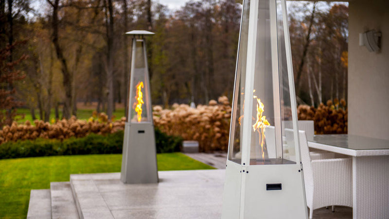 Stufa a Piramide Gas Gpl da Esterno con Vetro in Acciaio Flig Memphis Nera