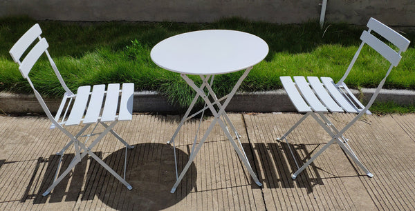 sconto Ensemble de table basse et 2 chaises de jardin pliantes en acier blanc Bauer Giotto
