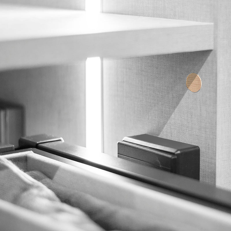 Tappi Copriforo Adesivo 20 mm Effetto Wengà 900 Pezzi Emuca