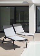 Lettino Prendisole da Giardino 61x192x105 cm con Ruote in Alluminio Bianco