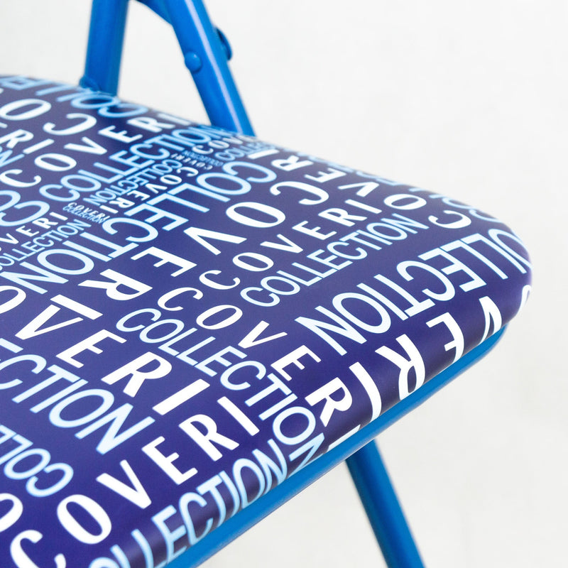 Sedia pieghevole in metallo con schienale e seduta imbottiti Coveri