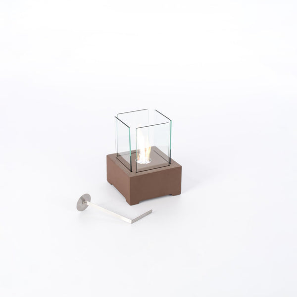 Table Biocheminée 22x22xH29 cm en Magnésie et Verre Brun Rouille Alphaville online
