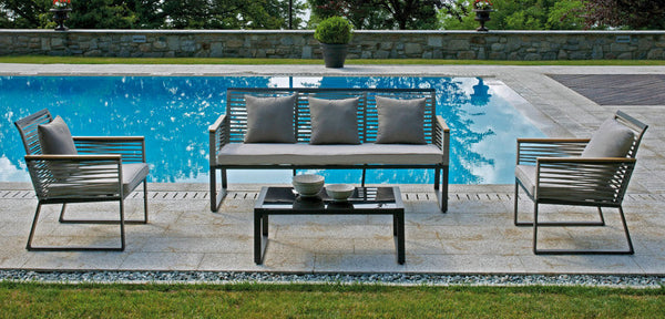 prezzo Salon de jardin en fer, canapé 2 fauteuils et table basse noire Vorghini Rotterdam