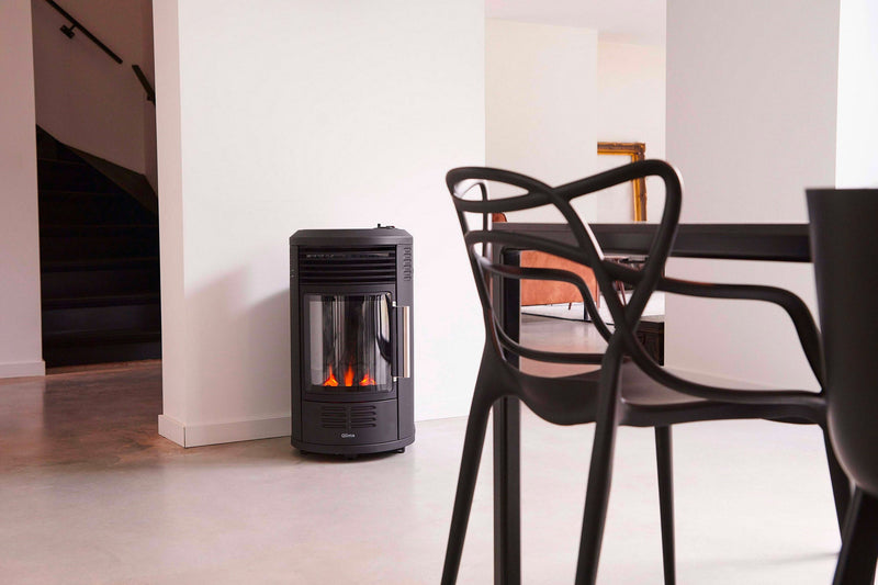 Stufa a Gas Gpl da Interno 3,4 kW Effetto Camino Qlima GH8034R Nera