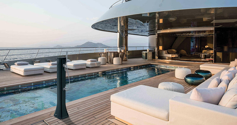 Mini Doccia Solare da Giardino 23L Miscelatore Lavapiedi e Doccetta Blu