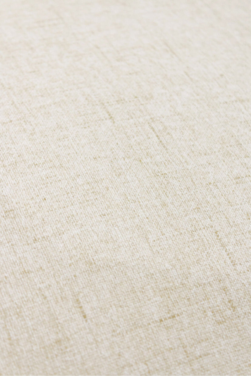 Poltrona Imbottita in Tessuto con Gambe in Legno Soriani Ecrù