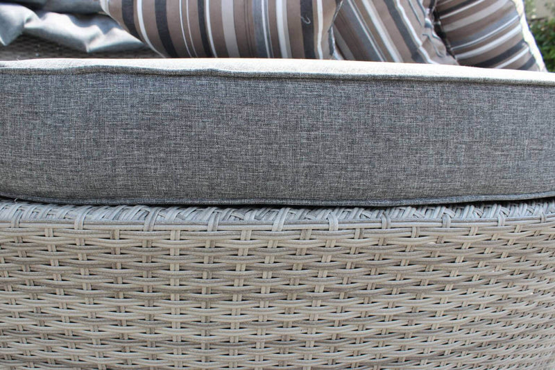 Divano Letto da Esterno Brasile con Cuscini Ø180x80 h cm in Wicker Grigio