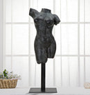 Scultura Museum Woman 19x17x50 cm in Poliresina e Ferro Nero-10