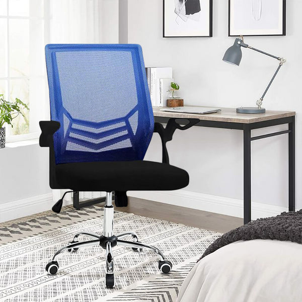 Chaise de bureau Task 50x49x92 cm avec accoudoirs bleus sconto